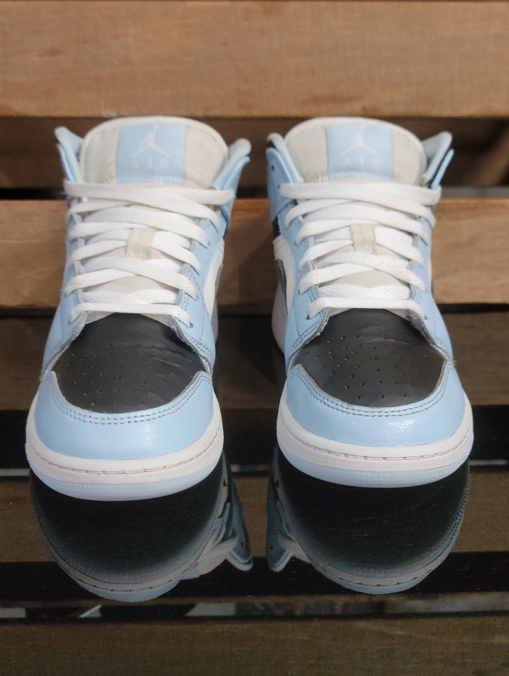 Nike Air Jordan 1 Mid "Ice Blue" Wmns 6.5 Ships Today - Picture 5 of 15